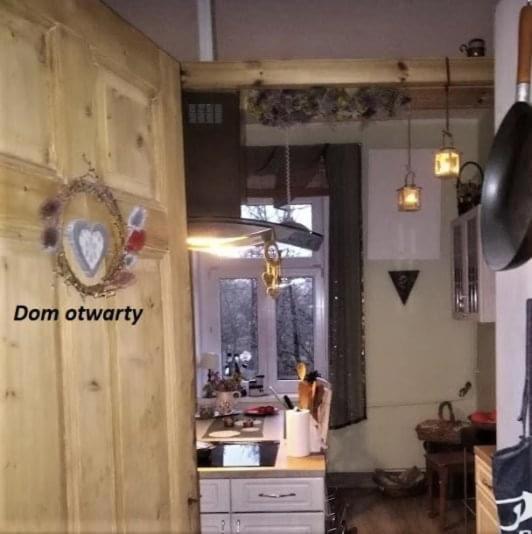 Dom Otwarty Lägenhet Jelenia Góra Exteriör bild